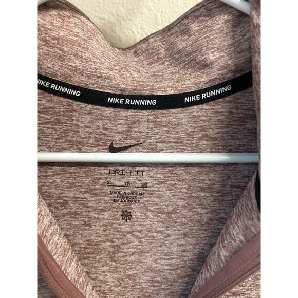 NWT Nike Running Dri-Fit Mauve 1/4 zip thumb hole Women’s XL MSRP $75 - Picture 5 of 13